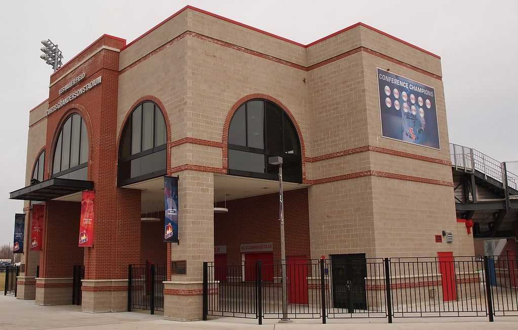 CurtisGrandersonStadium_FlamesGrill